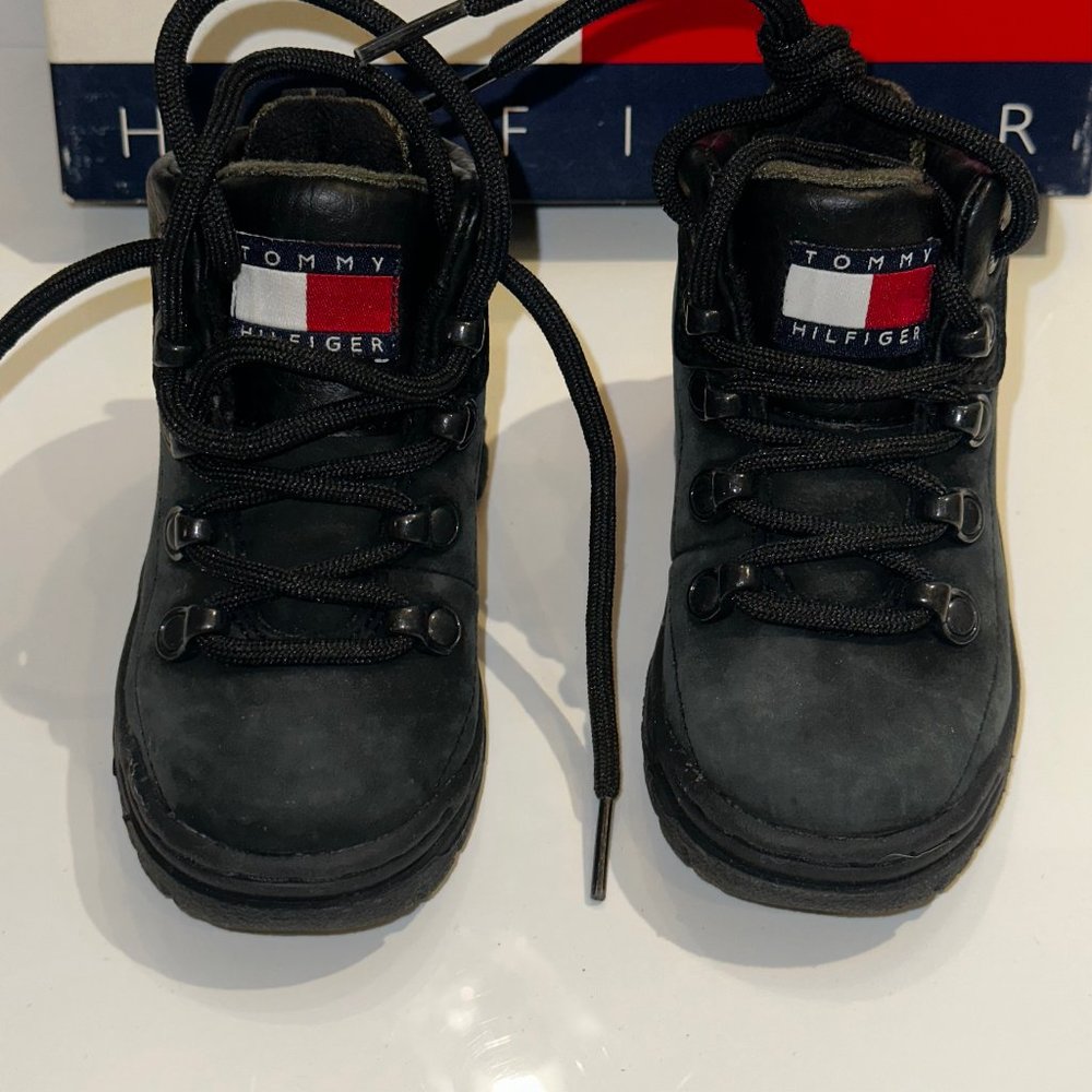 Tommy Hilfiger Boys Road Fork Black Baby Shoes Size 6M